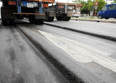 Bê bối chất lượng, nhà thầu bị đe hạ tín nhiệm